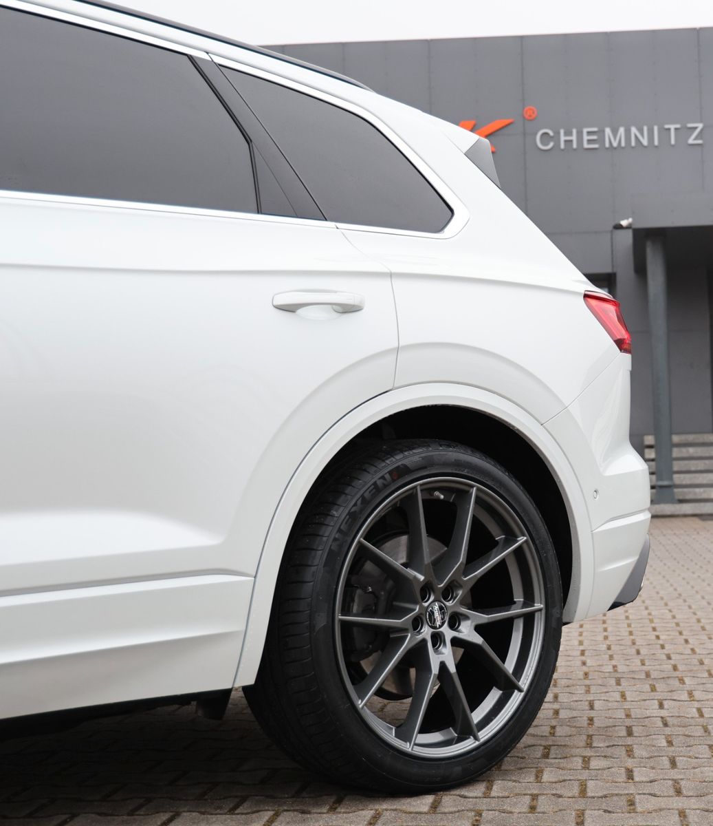 Volkswagen Touareg R-Line V8 TDI 4Mo. AHK Pano 360° Massage