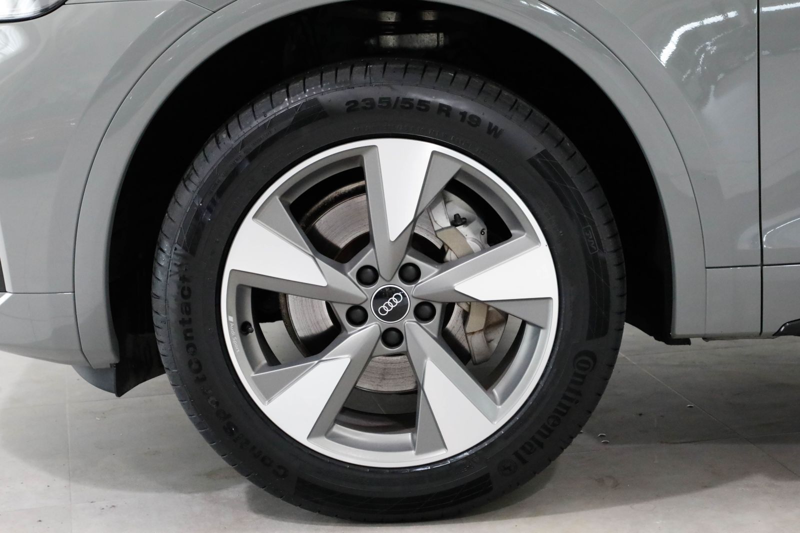 Audi Q5 Sportback 40 TDI quattro S tronic S line AHK