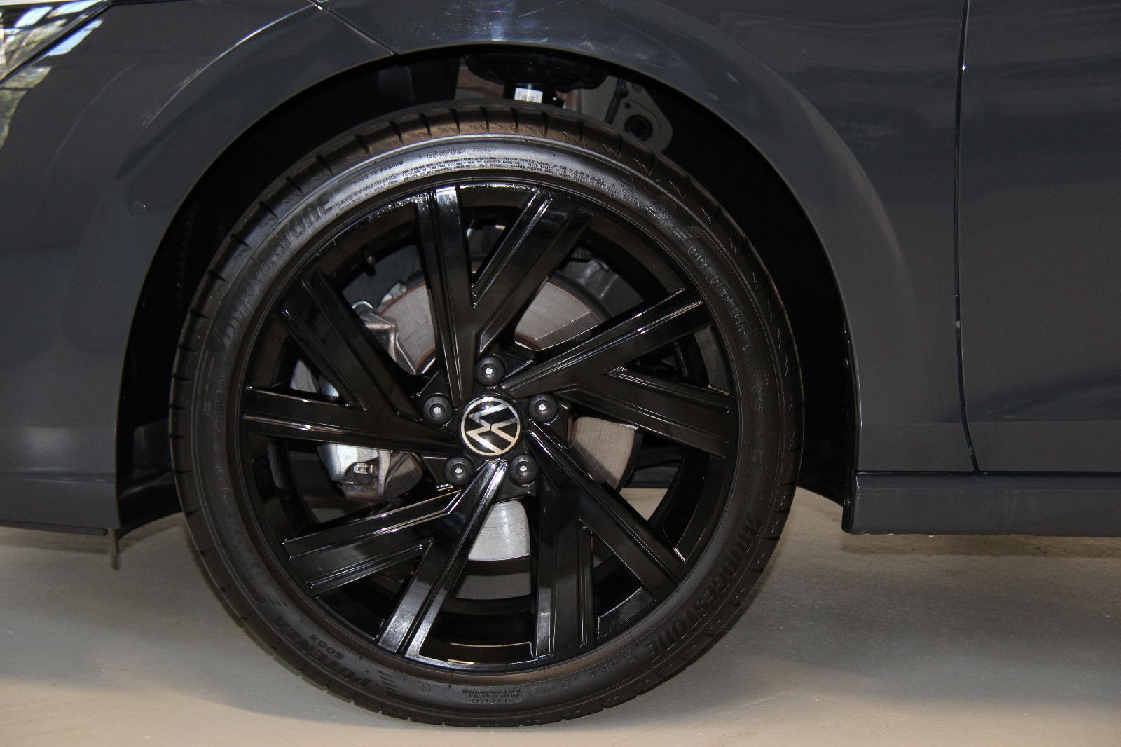 Volkswagen Golf 8 Var.Style 2.0 TDI DSG - Samsaru's Car Outlet