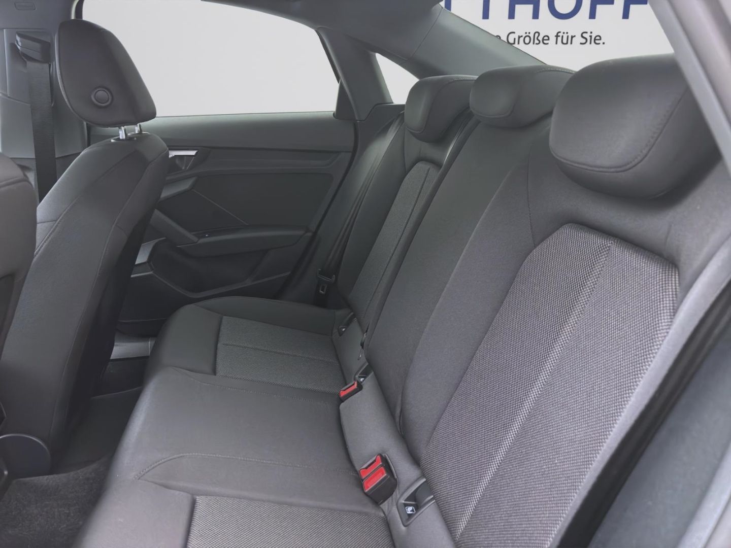 Audi A3 Limousine 35 TFSI ADVANCED KLIMA SITZHZG LM17