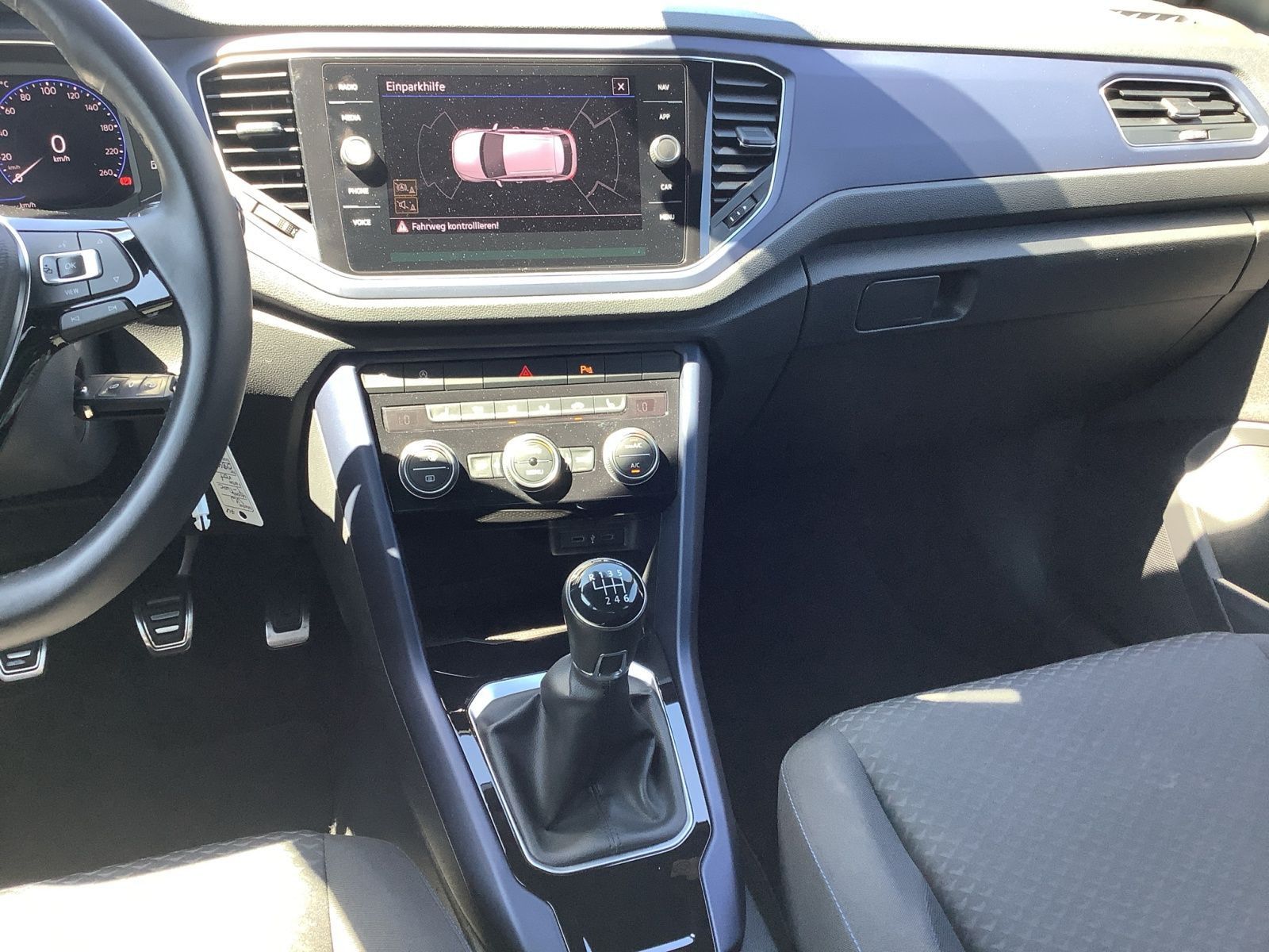 Volkswagen T-Roc 1.0TSI UNITED - Samsaru's Car Outlet