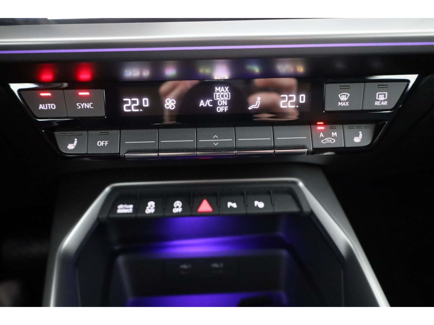 Audi A3 Sportback 35 TFSI S line - Samsaru's Car Outlet