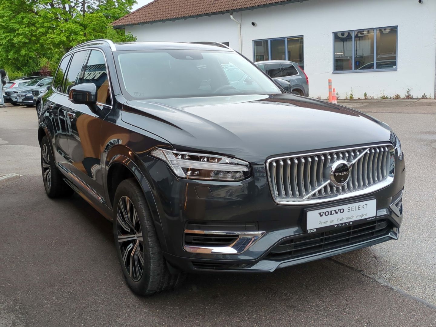Volvo XC90 Plus Bright Recharge Plug-In Hybrid AWD T8