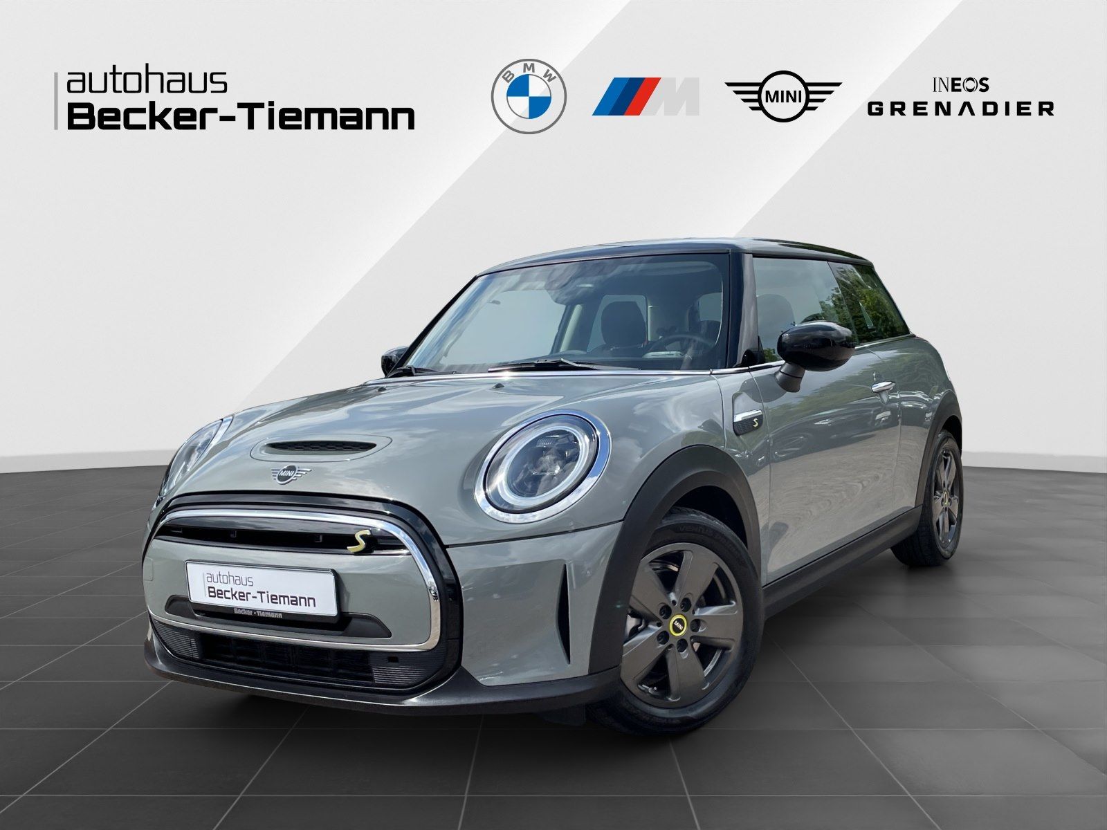 MINI Cooper SE Essential - Samsaru's Car Outlet