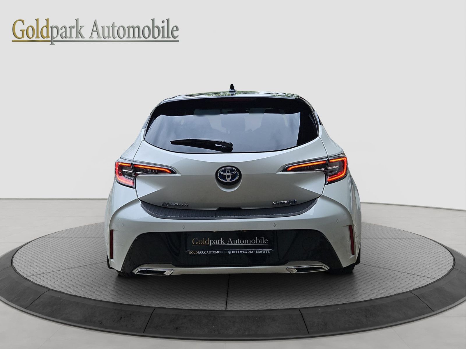 Toyota Corolla 2.0 Limousine Hybrid - Samsaru's Car Outlet