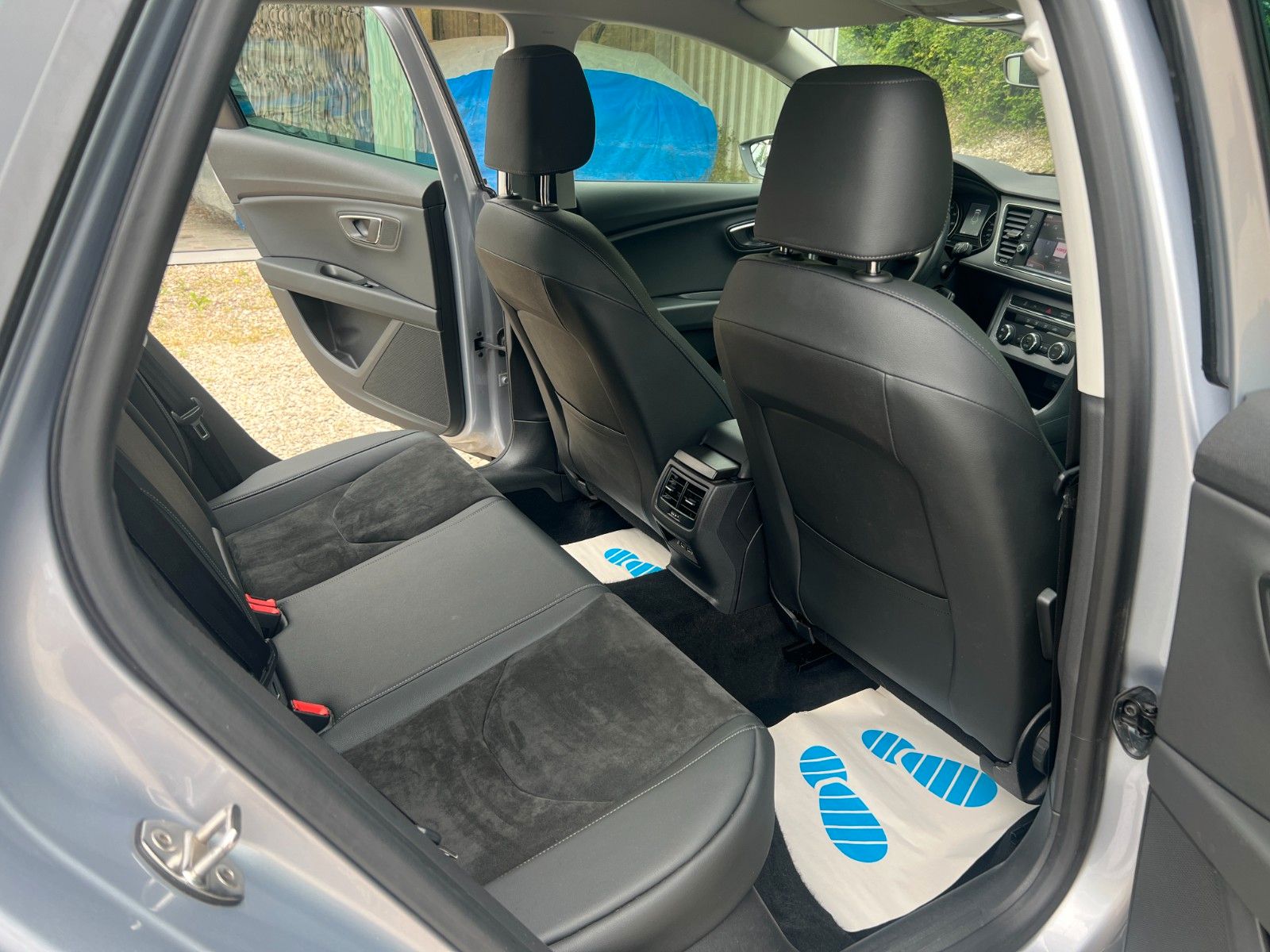 Seat Leon Xcellence - Samsaru's Car Outlet