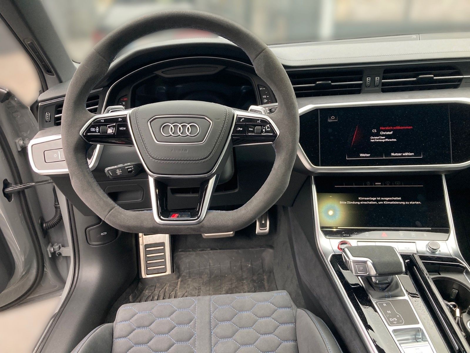 Audi RS6 quattro perf. 5J.Gar./HuD/KeramiK/Schale/305