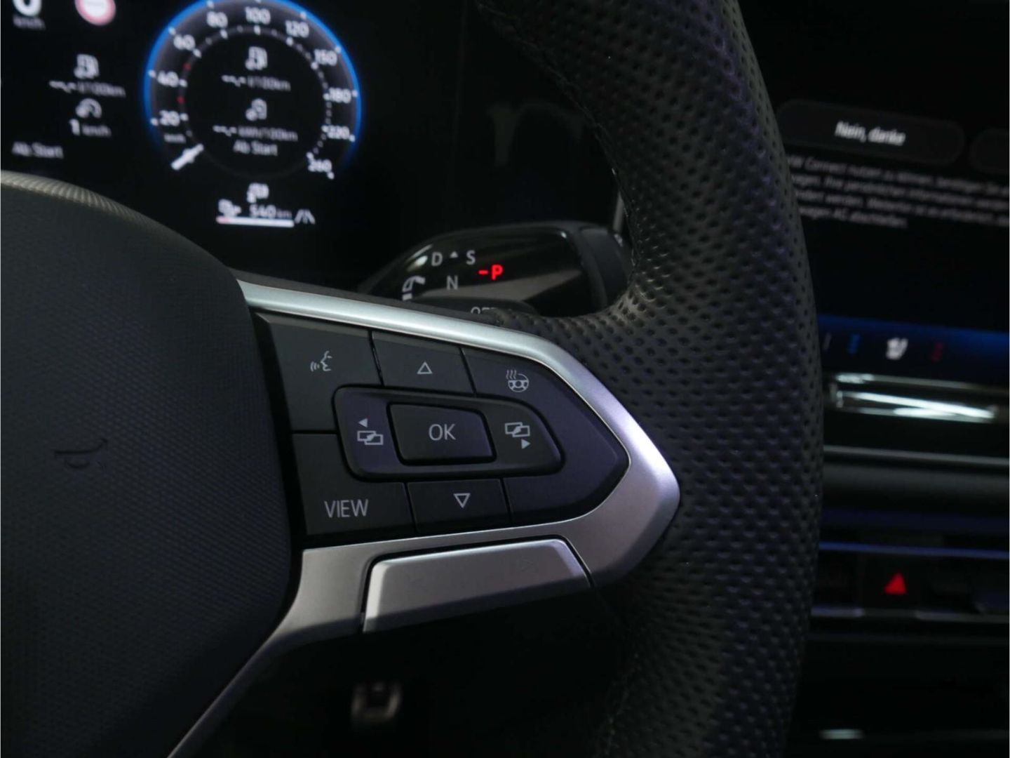 Volkswagen Tiguan 1.5 eHybrid R-Line Black Style PANO/AHK