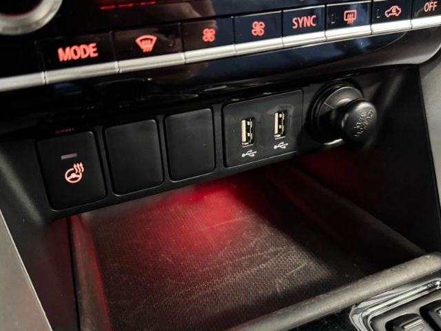 Mitsubishi Eclipse Cross Mitsubishi Plug-In Hybrid Plus MJ2
