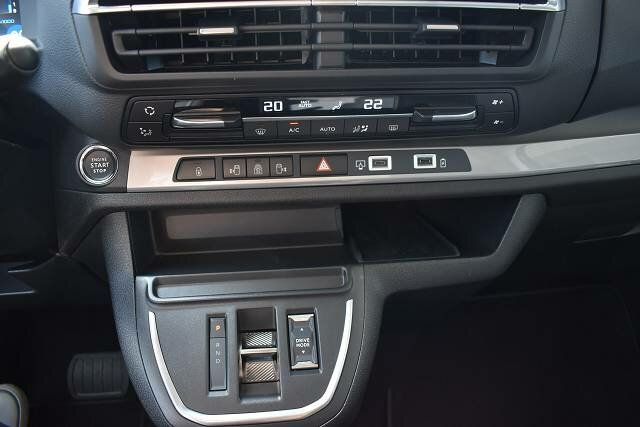 Citroën Spacetourer Max M HDi180 Autom 8Sitze Standheizu