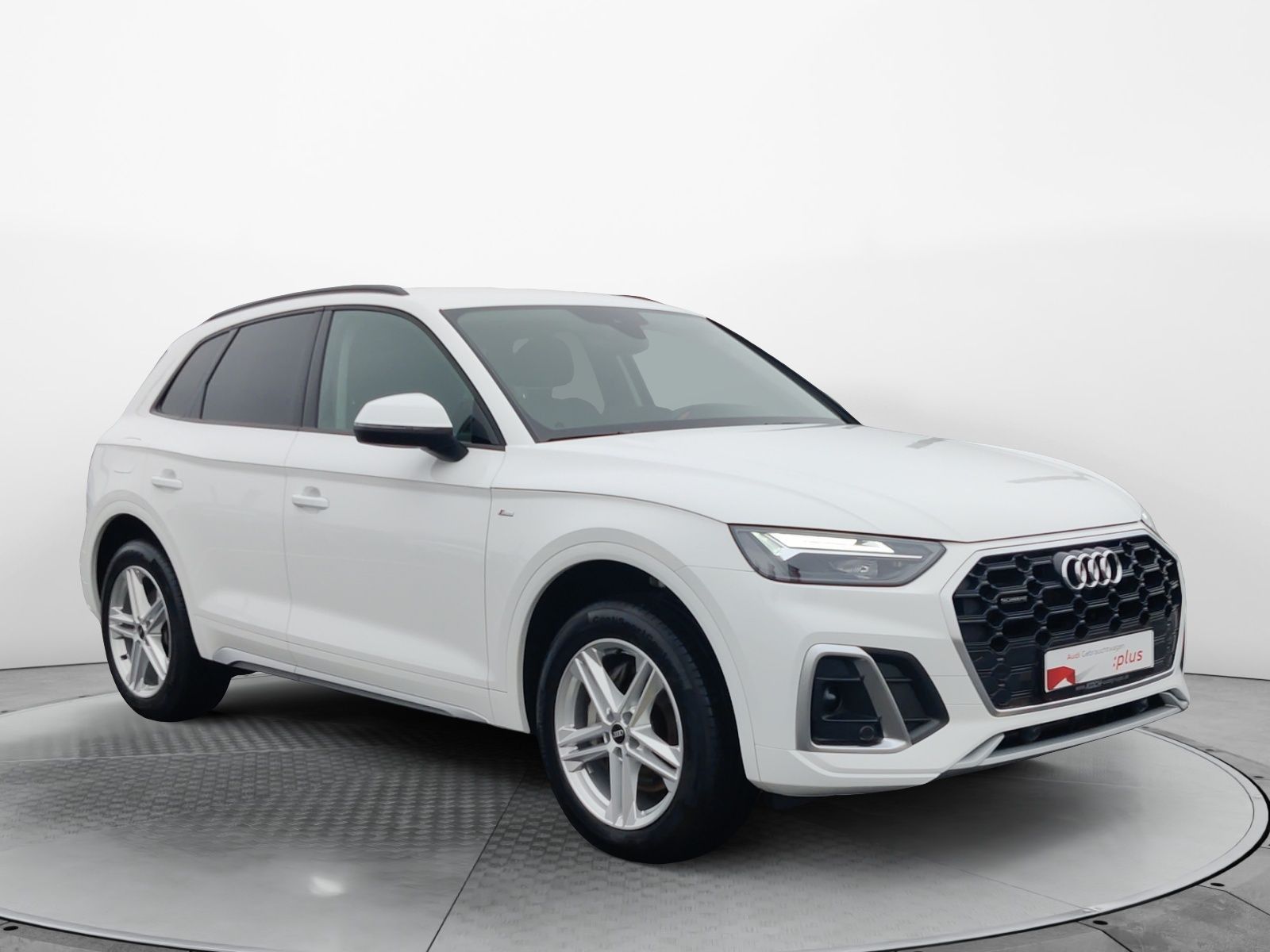 Audi Q5 55 TFSI e q. S-Tronic S-Line - Samsaru's Car Outlet