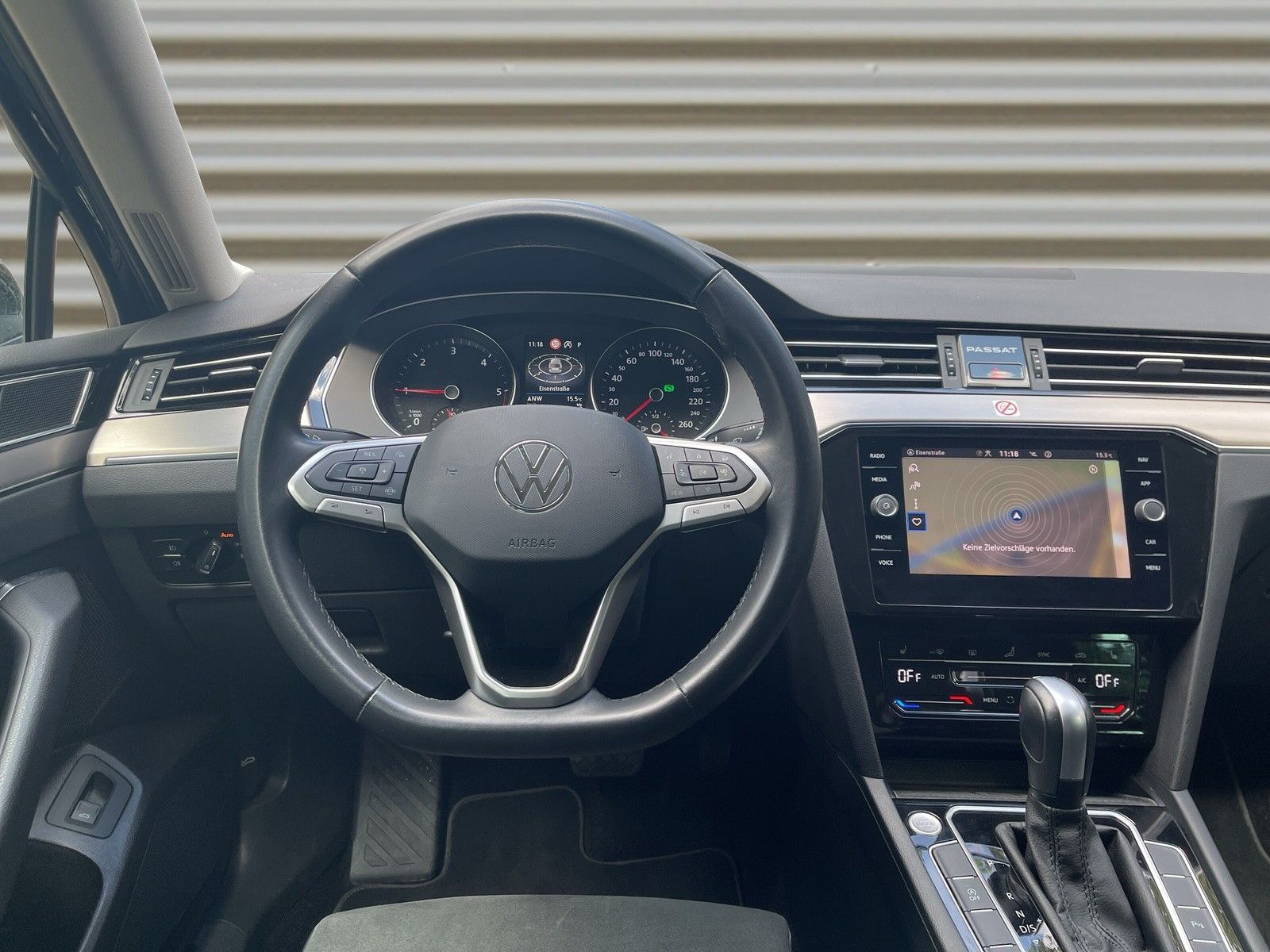 Volkswagen Passat 2.0 TDI Elegance DSG - Samsaru's Car Outlet