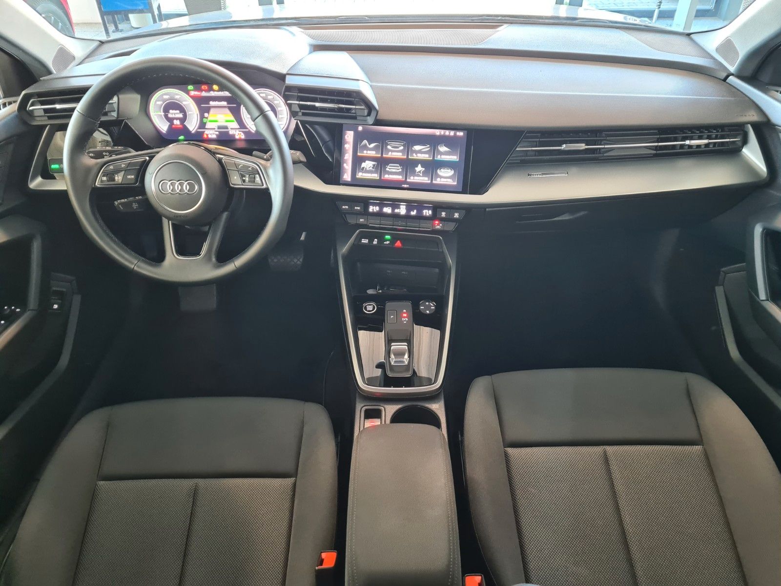 Audi A3 Sportback 40 TFSI e - Samsaru's Car Outlet