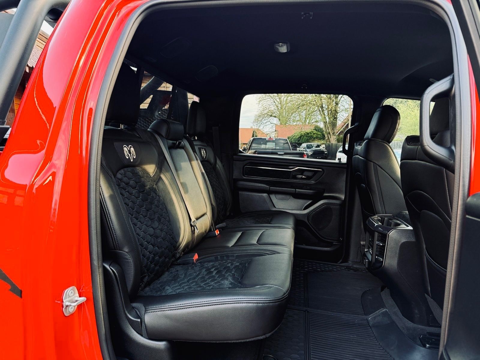 Dodge TRX KIT*12"RADIO*OFFROAD*LPG*4X4*AHK*NAVI*BÜGEL*