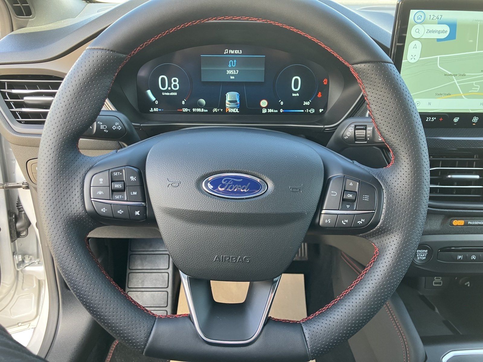 Ford Focus 1.0 Mhd ST-Line X HUD+WIPA+SHZ+TWA