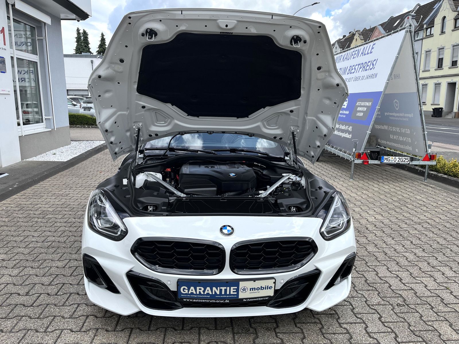 BMW Z4 sDrive20i M Sport - Samsaru's Car Outlet
