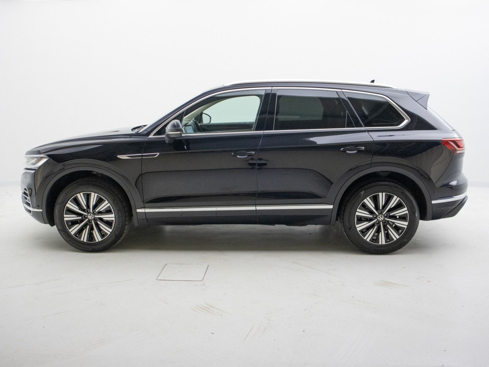 Volkswagen Touareg 3.0 V6 TDI Atmosphere 4M - Samsaru's Car Outlet