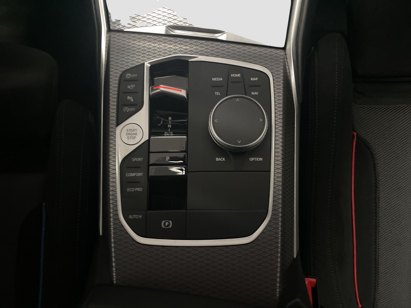 BMW 320i xDrive Limousine M Sport LiveCockpitProf