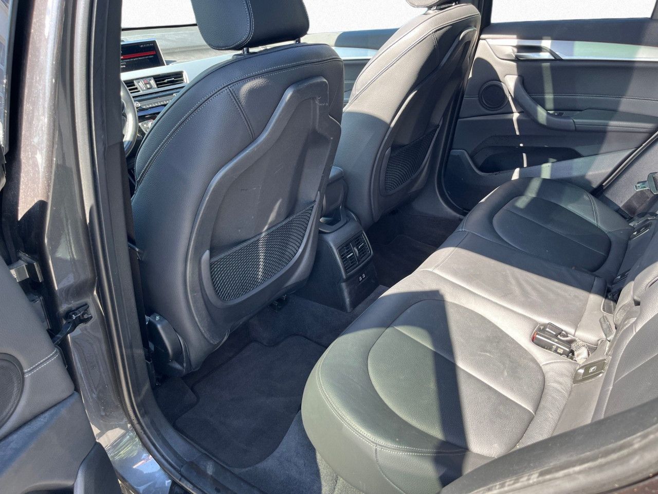 BMW X1 xDrive 20dA M Sport - Samsaru's Car Outlet