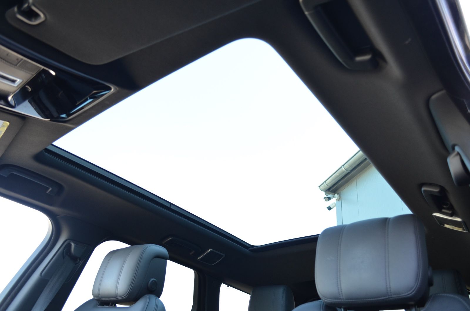 Range Rover Sport HSE Dynamic Stealth - Samsaru's Car Outlet