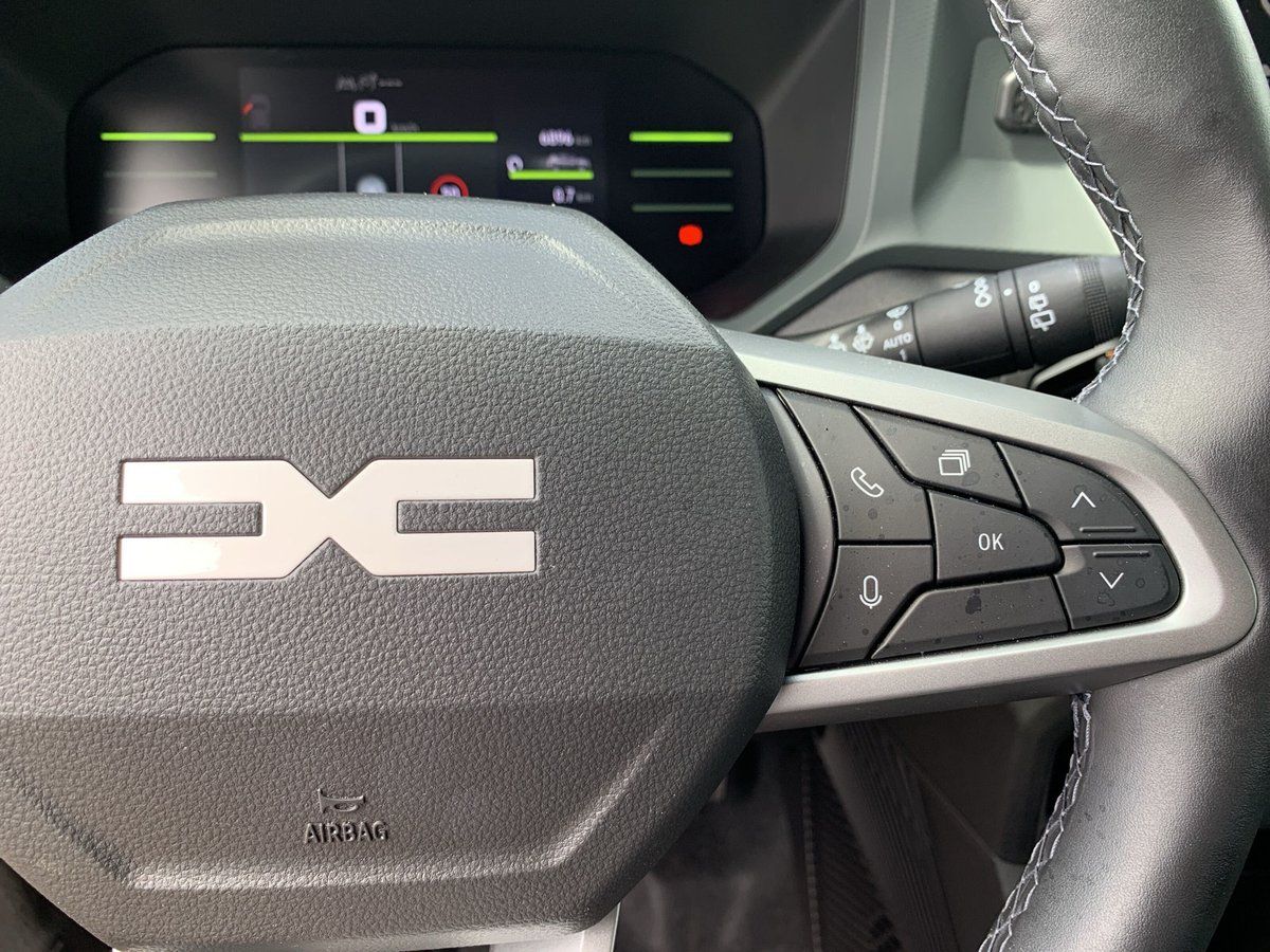 Dacia Duster EXTREME 130TCe - Samsaru's Car Outlet