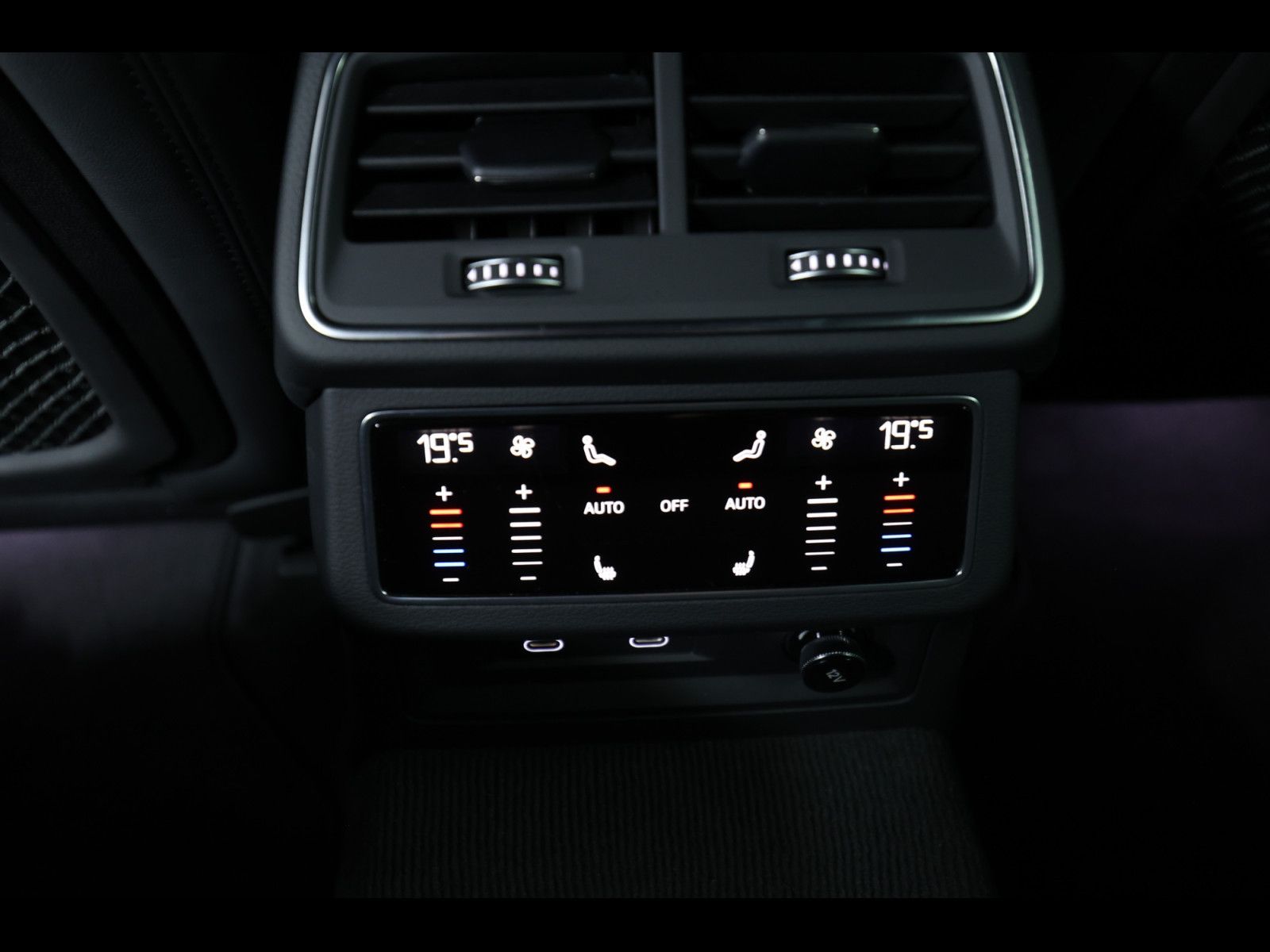 Audi RS6 AVANT PERFORMANCE°INDIVIDUAL GOODWOOD GREEN