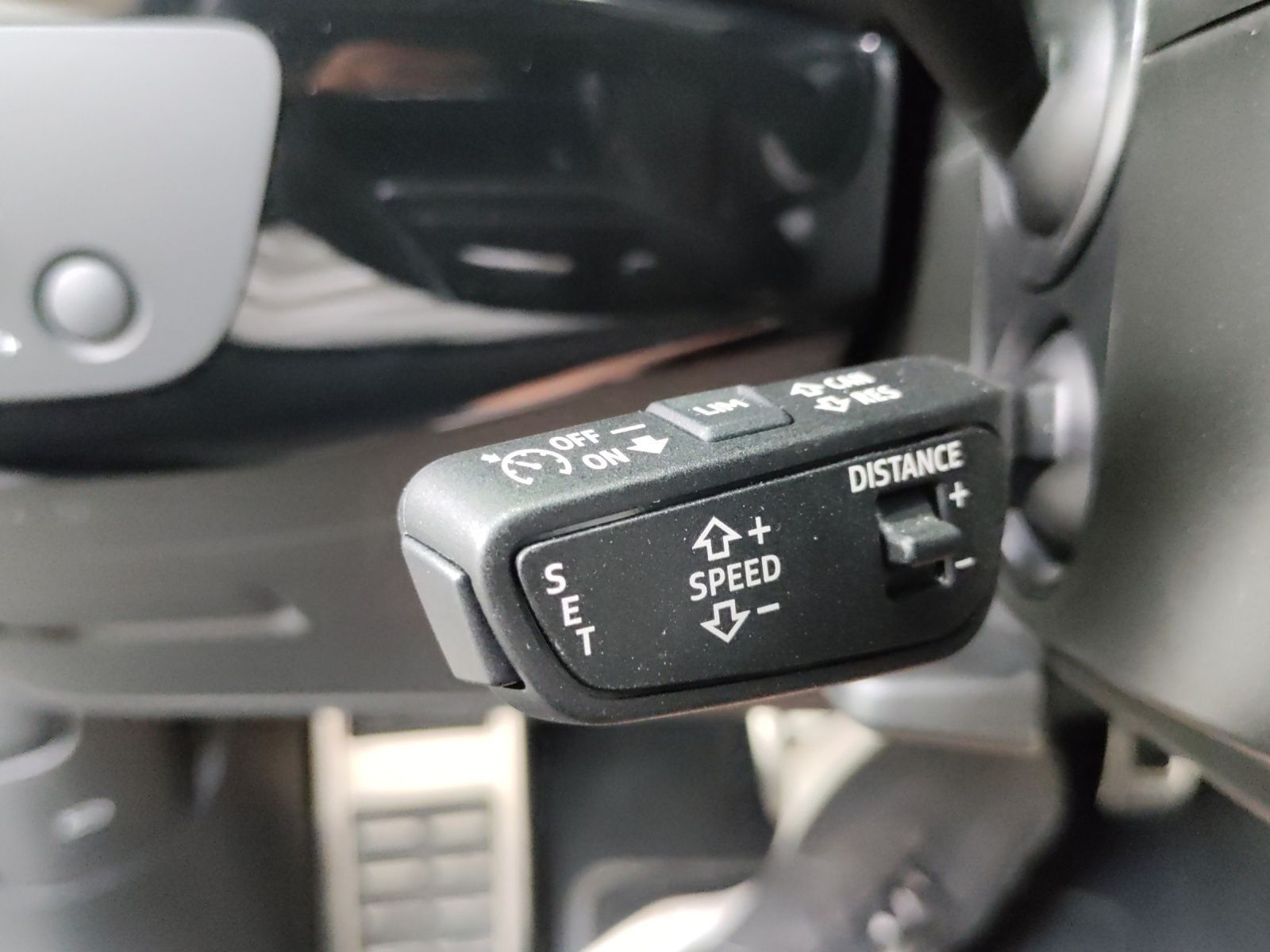 Audi A4 Avant 40 TFSI Q 2x S LINE LM19 KAMERA NAVI+ V