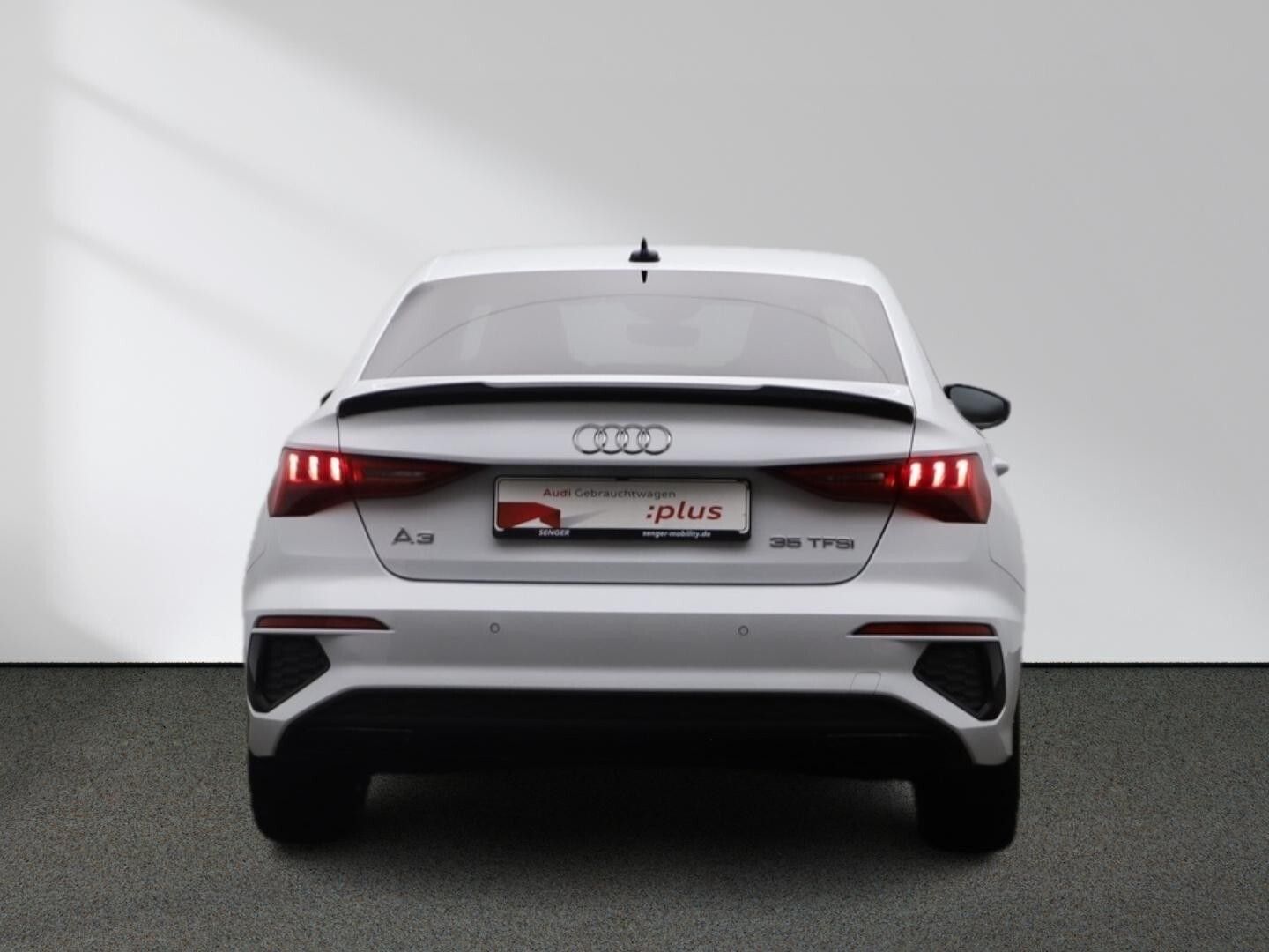 Audi A3 Limousine 35 TFSI S line MMI Navi LED