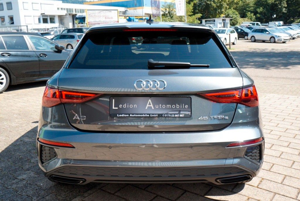Audi A3 Sportback 45 TFSI e S line