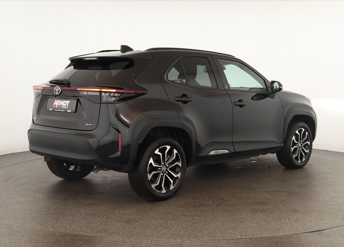 Toyota Yaris Cross CVT Team D LED Navi SHZ iACC Kam 17"