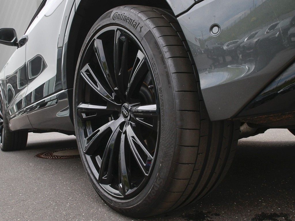 Audi Q8 50 TDI S line Matrix Leder AHK B&O Kamera ACC