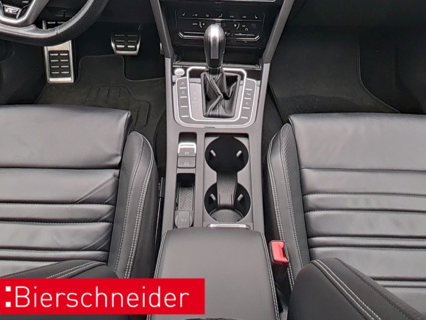 Volkswagen Passat Variant 2.0 TSI DSG Business R-Line PANO