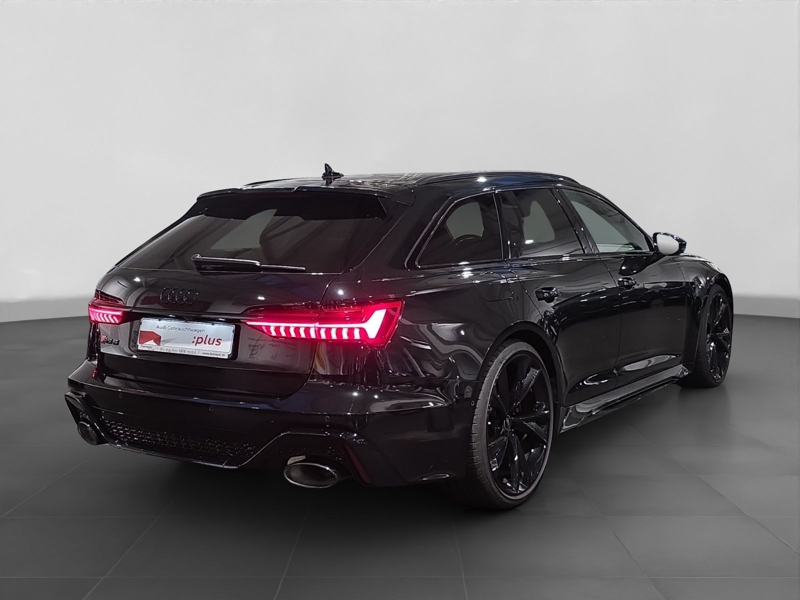 Audi RS 6 Avant TFSI Q LM22 RS-SPORTABGAS PANO BuO DR