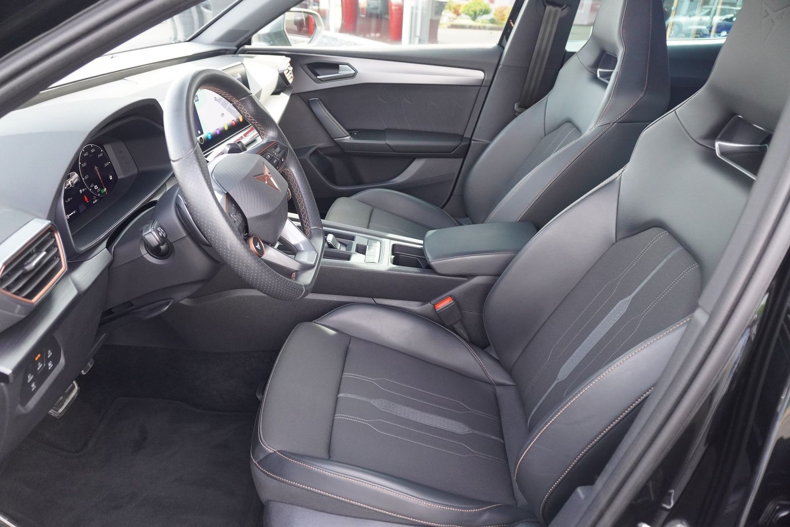 Cupra Leon 1.4 e-HYBRID - Samsaru's Car Outlet
