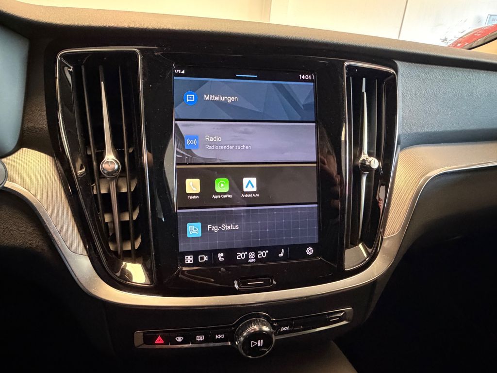 Volvo V60 T6 Plug-in Hybrid AWD Plus Dark +AHK+360°+WR