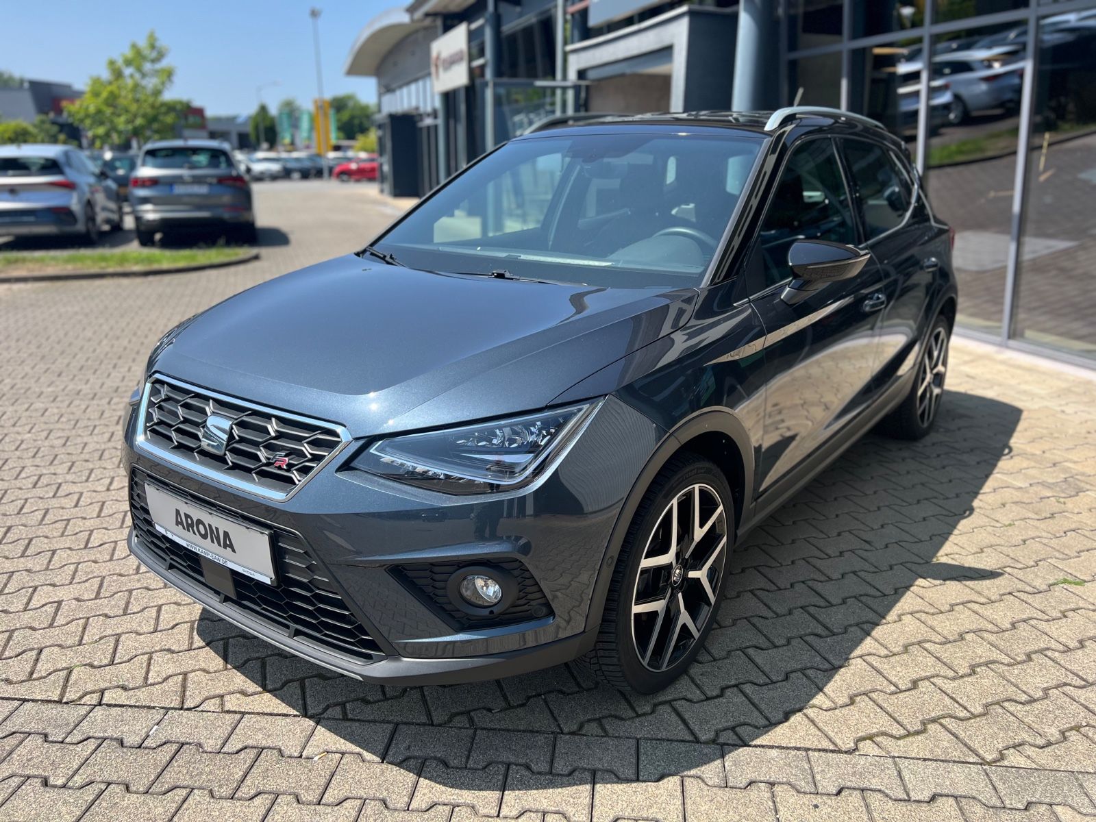 Seat Arona FR DSG 110PS - Samsaru's Car Outlet