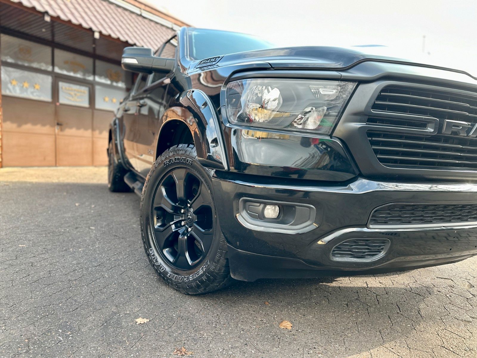 Dodge 1500 V8 5,7L*LPG*4X4*OFF-ROAD*AHK*BÜGEL*GARANTIE