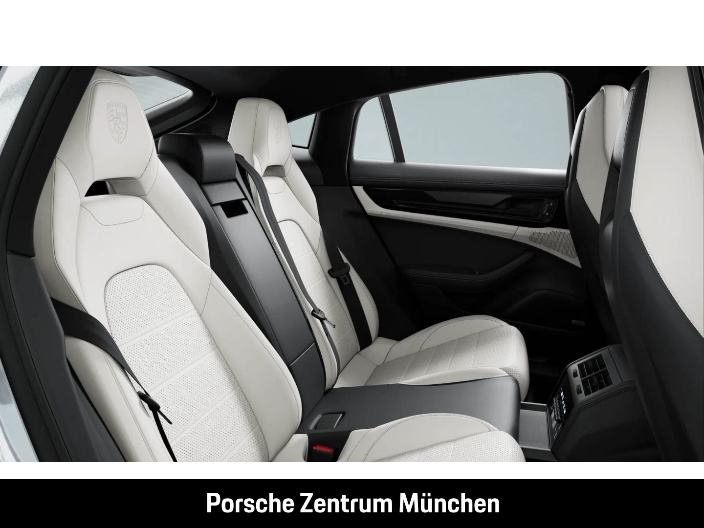 Porsche Panamera 4 E-Hybrid Hinterachslenkung Head-Up