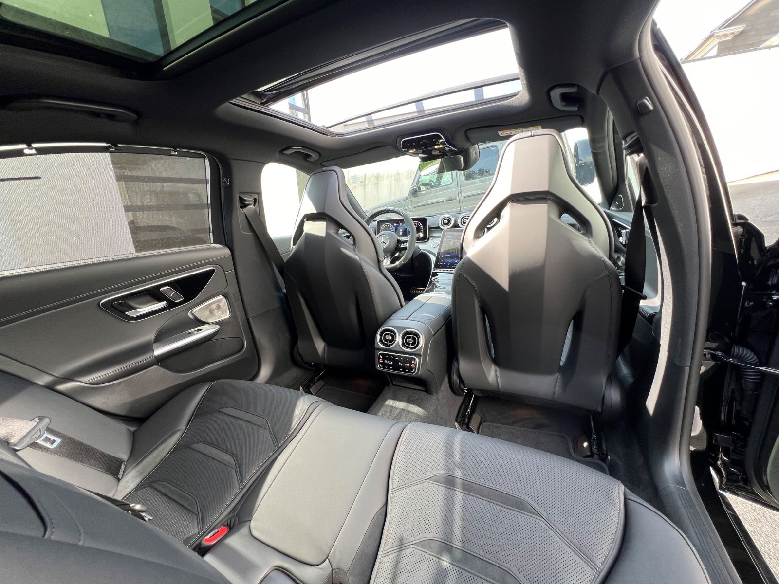 Mercedes-Benz C 63 S AMG - Samsaru's Car Outlet