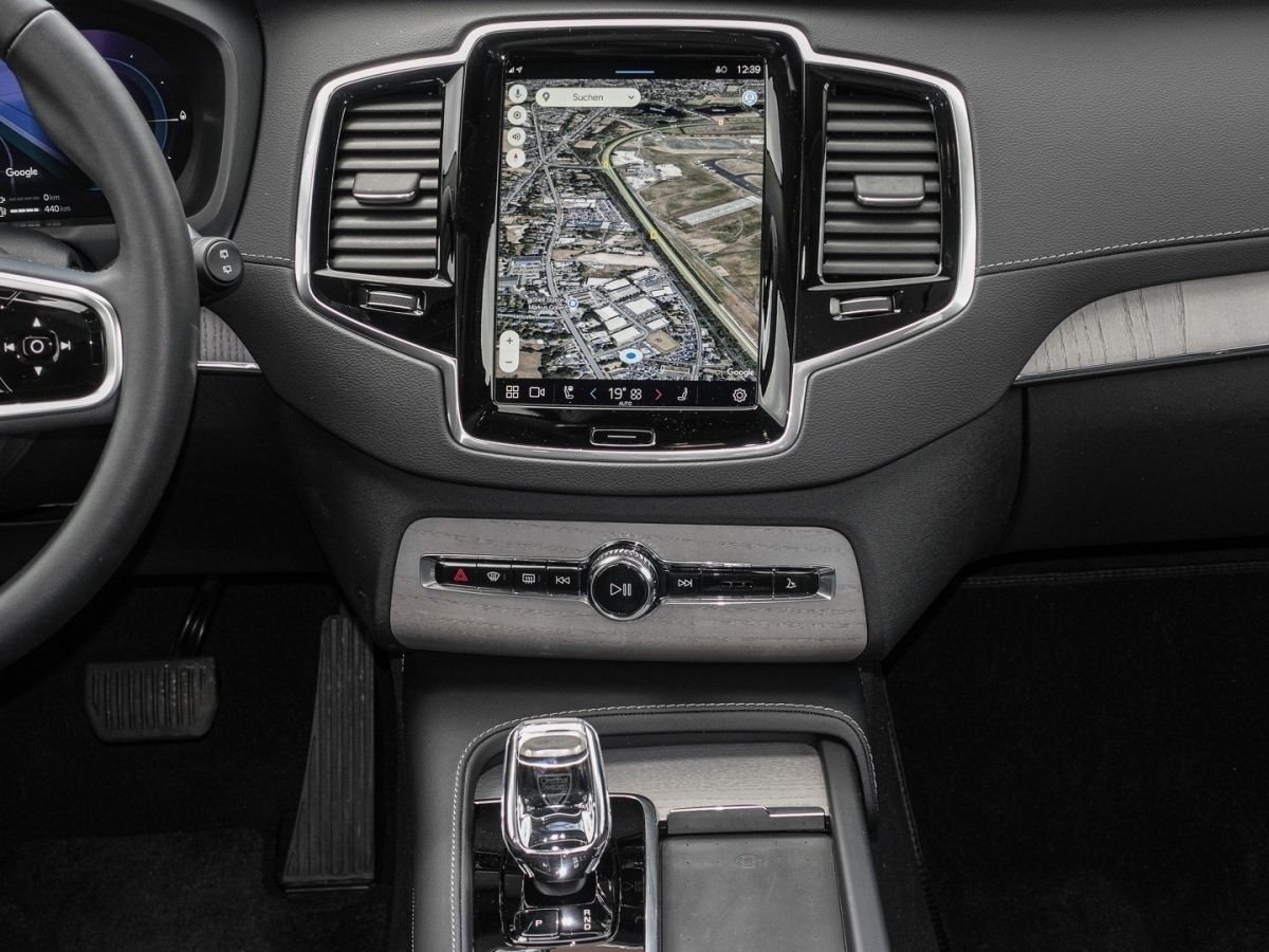 Volvo XC90 T8 Twin Engine Ultra Bright Recharge - Samsaru's Car Outlet