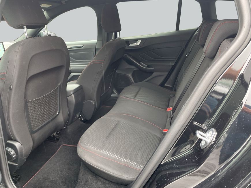 Ford Focus Turnier 1.0 EcoBoost Hybrid Aut. ST-LINE X