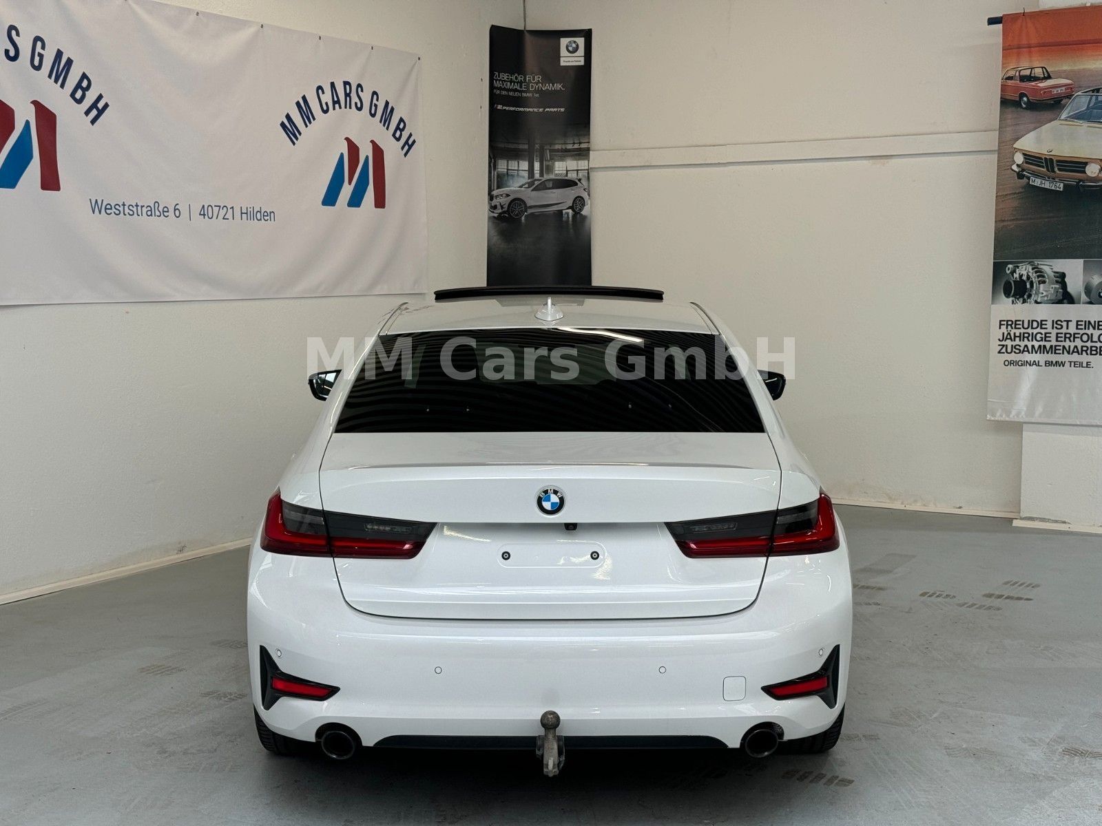 BMW 320d Sport Line - Samsaru's Car Outlet