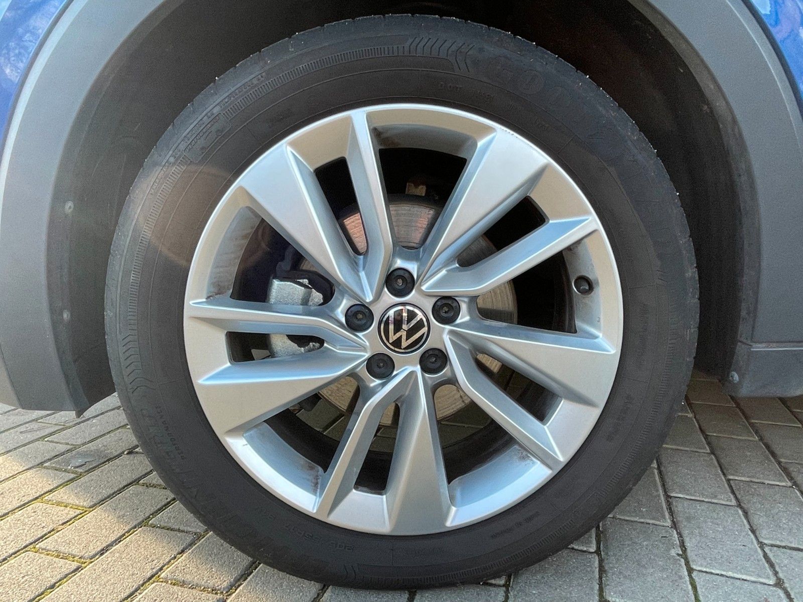 Volkswagen T-Cross 1.0 TSI MOVE - Samsaru's Car Outlet