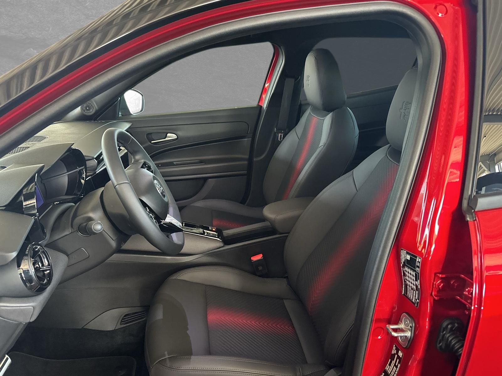 Alfa Romeo Junior #ELEKTRO #Speciale #SONDERLACK