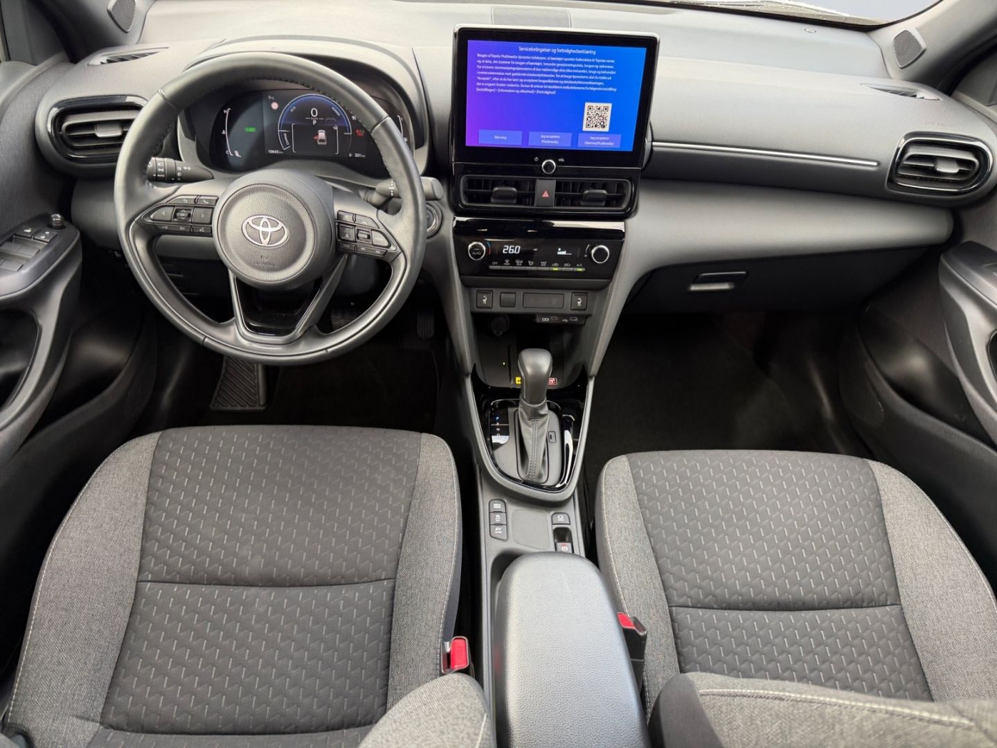 Toyota Yaris Cross Hybrid 1.5 Team D *CarPlay*RCam*Navi