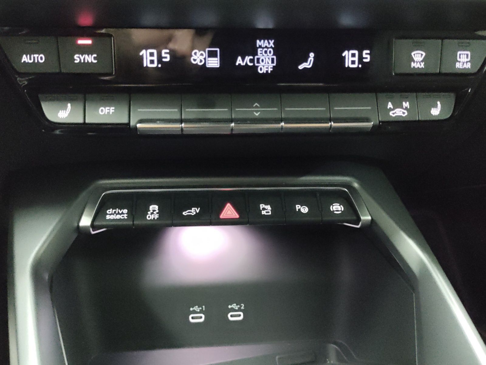 Audi A3 Sportback TFSIe S LINE NP66 SONOS HuD ALCANTA