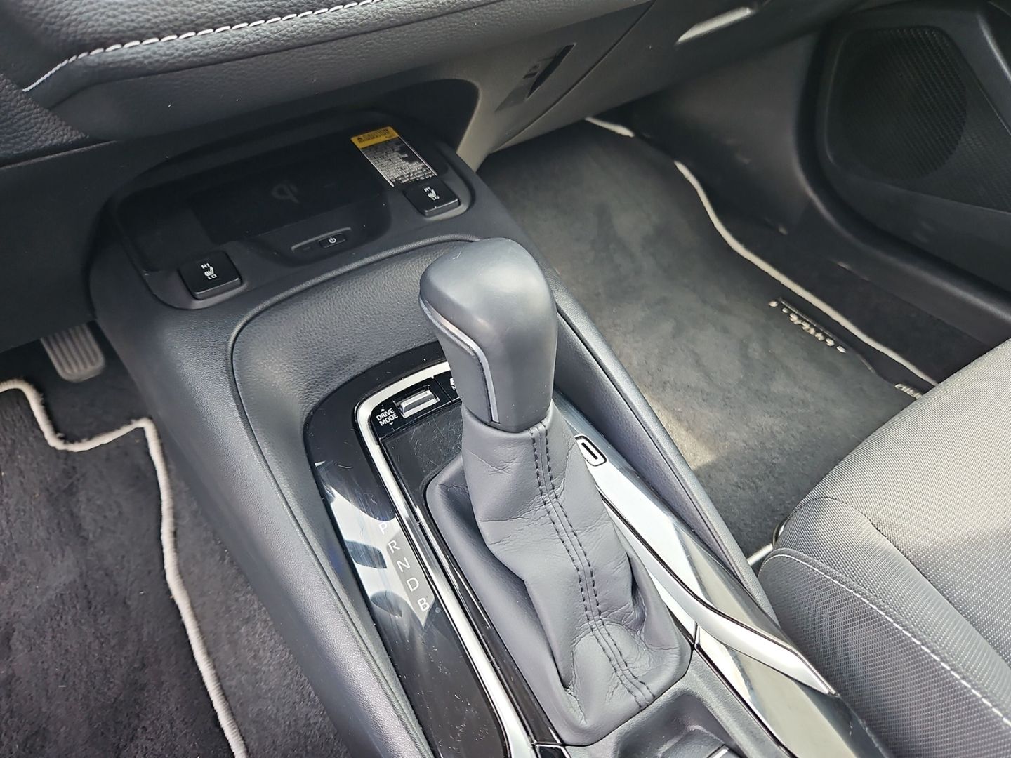 Toyota Corolla Touring Sports 1.8 Hybrid Club - Samsaru's Car Outlet