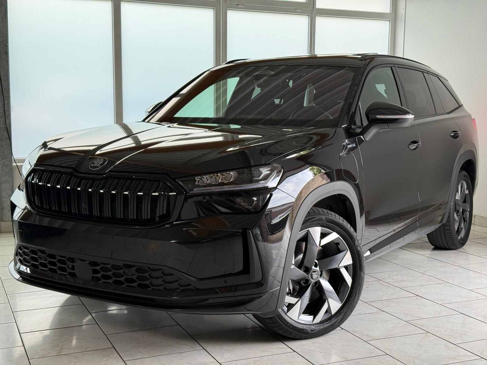 Skoda Kodiaq iV Plug-In Sportline-Pano/AHK/ACC/CarPlay