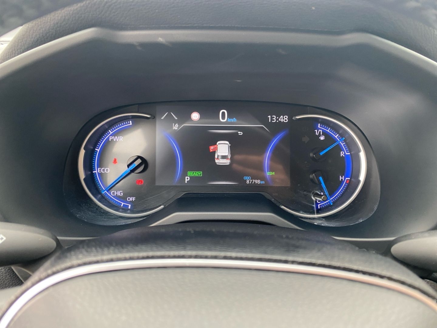 Toyota RAV 4 2.5 4x2 Hybrid Team - Samsaru's Car Outlet