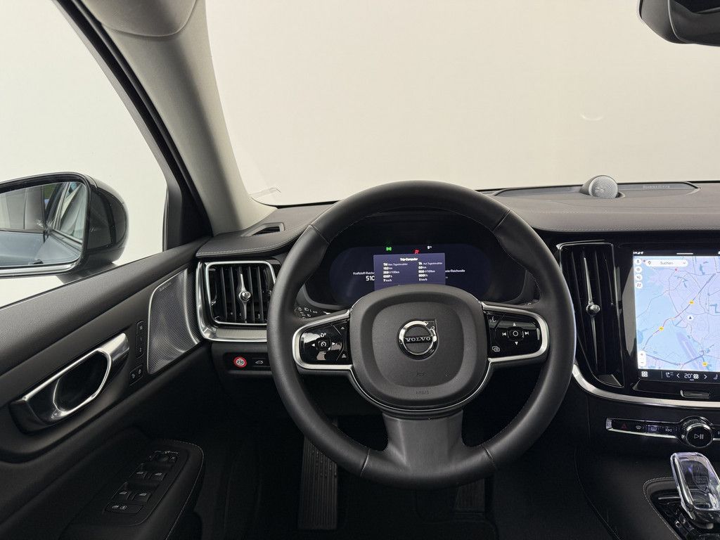 Volvo V60 T8 Ultra Dark Plug-In Hybrid AWD PANO 360°
